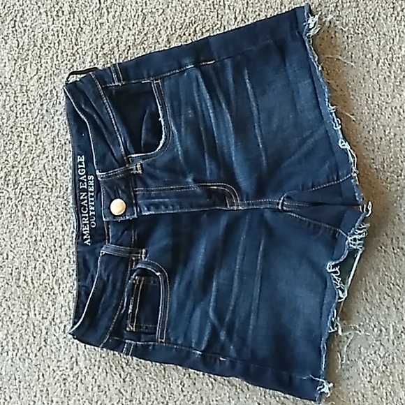 American Eagle Outfitters Pants - American Eagle Hi-Rise Shortie Stretch Fringe Jean Shorts. Size 4